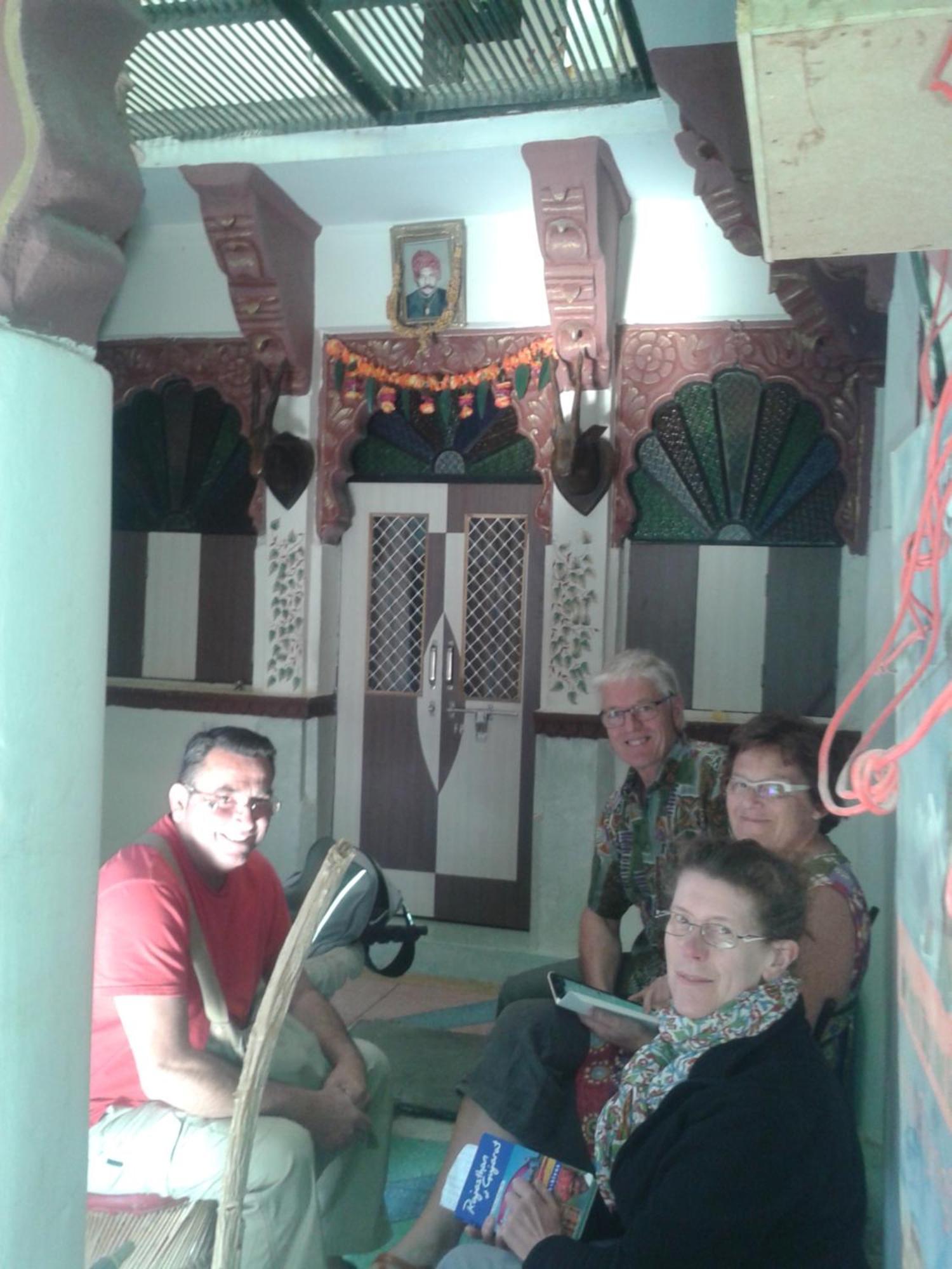 Hare Krishna Home Stay Guest House ジョードプル エクステリア 写真