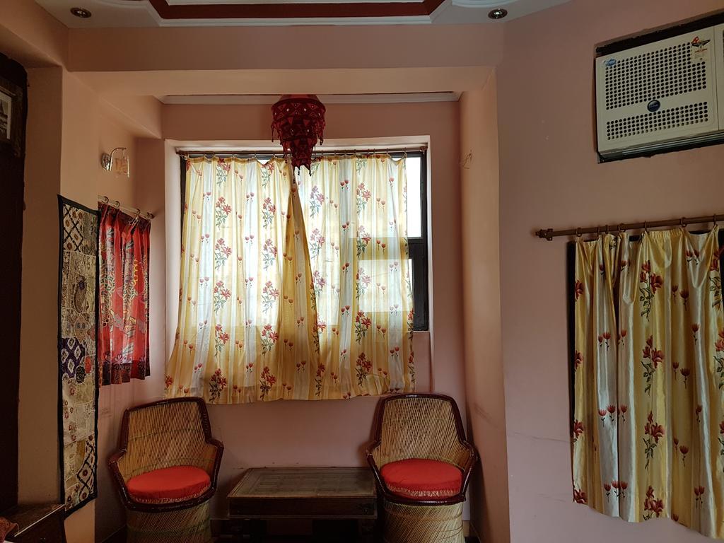 Hare Krishna Home Stay Guest House ジョードプル エクステリア 写真