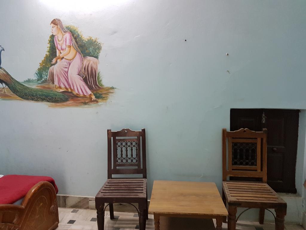 Hare Krishna Home Stay Guest House ジョードプル エクステリア 写真