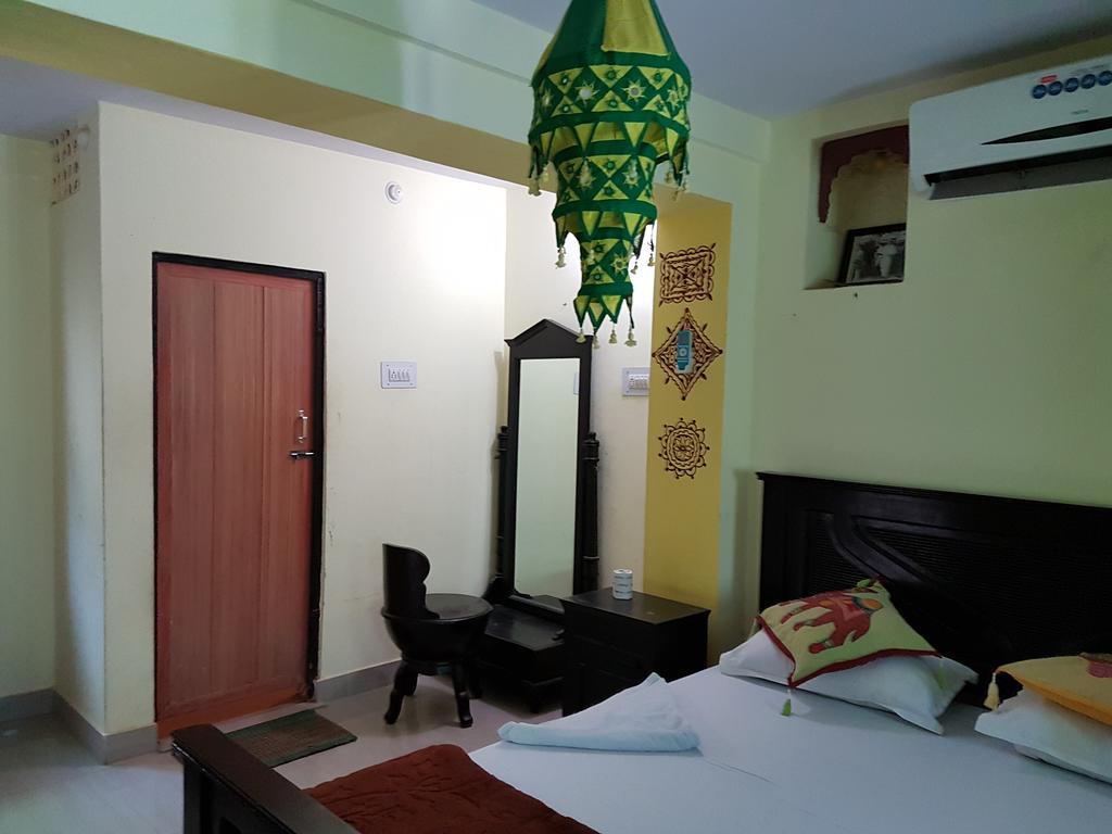 Hare Krishna Home Stay Guest House ジョードプル エクステリア 写真