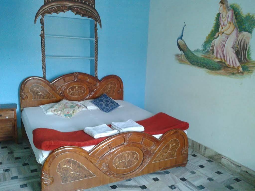 Hare Krishna Home Stay Guest House ジョードプル エクステリア 写真
