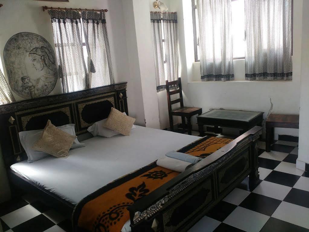 Hare Krishna Home Stay Guest House ジョードプル エクステリア 写真